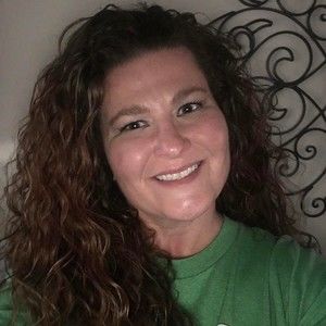 Meet your Posher, Stacy